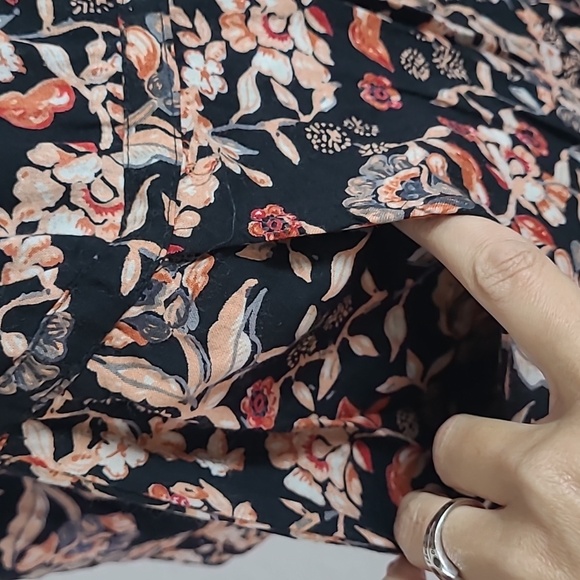 Angie Black and Tan Floral Dress Mini Size Small - Picture 4 of 8